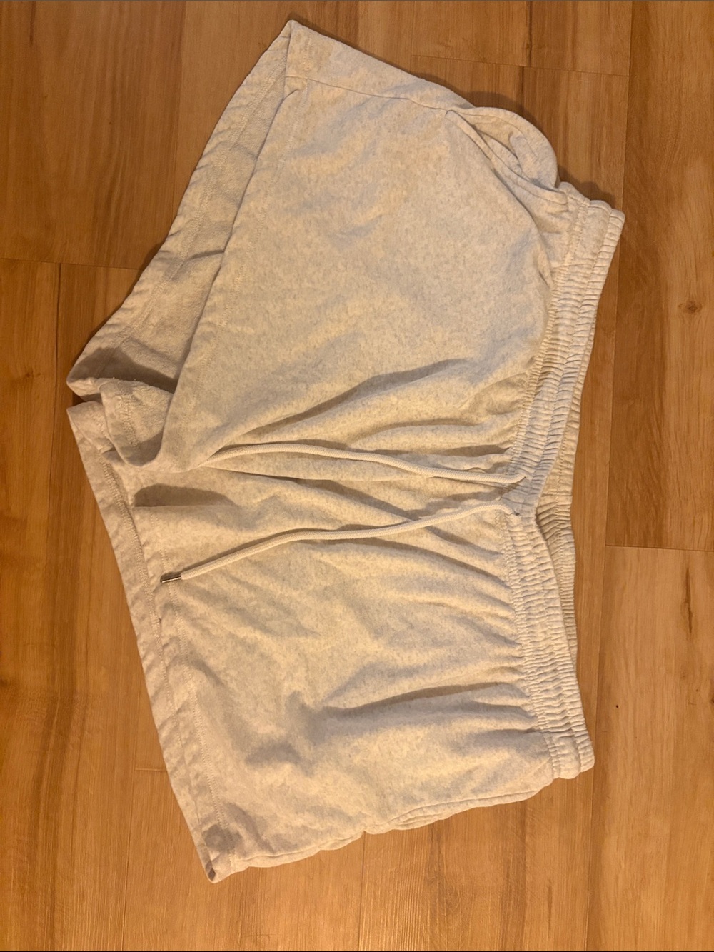 Universal Thread Cream Athletic Lounge Shorts
